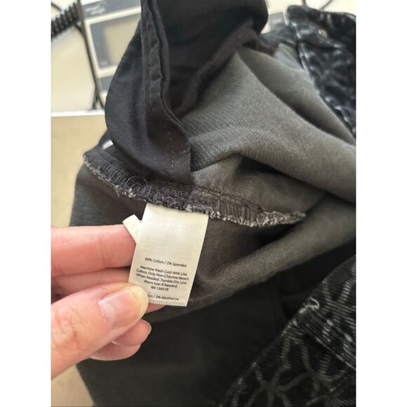 VINEYARD VINES Pants Corduroy Whales Tails Size 8 Black Grey Skinny Fit - Picture 3 of 7